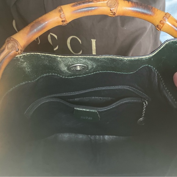 Gucci AUTHENTIC Vintage Black Patent Leather Bamboo Handle Shoulder Bag - Picture 10 of 13